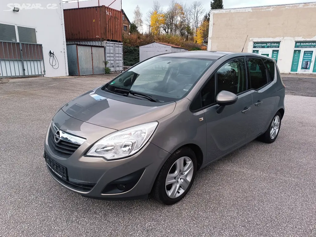 Opel Meriva B 1.4 turbo 88kw-dvě sady kol-nov STK